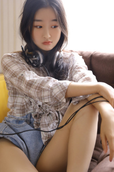 成色18K.8811.7V黑莓